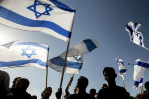 Israel enfrenta o próprio extremismo após morte de palestino