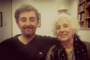 Argentina: neto de Estela Carlotto descreve emoção de encontrar avó