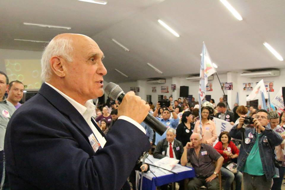 Lasier Martins: sou trabalhista, não puxa-saco de empresas