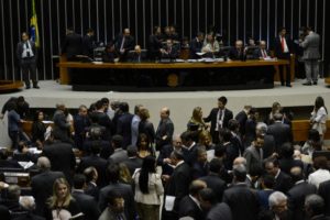 Como é eleito um deputado?	