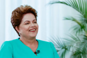 Reforma política é prioridade de Dilma em 2015