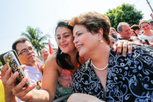 Sim, Dilma, nós podemos!