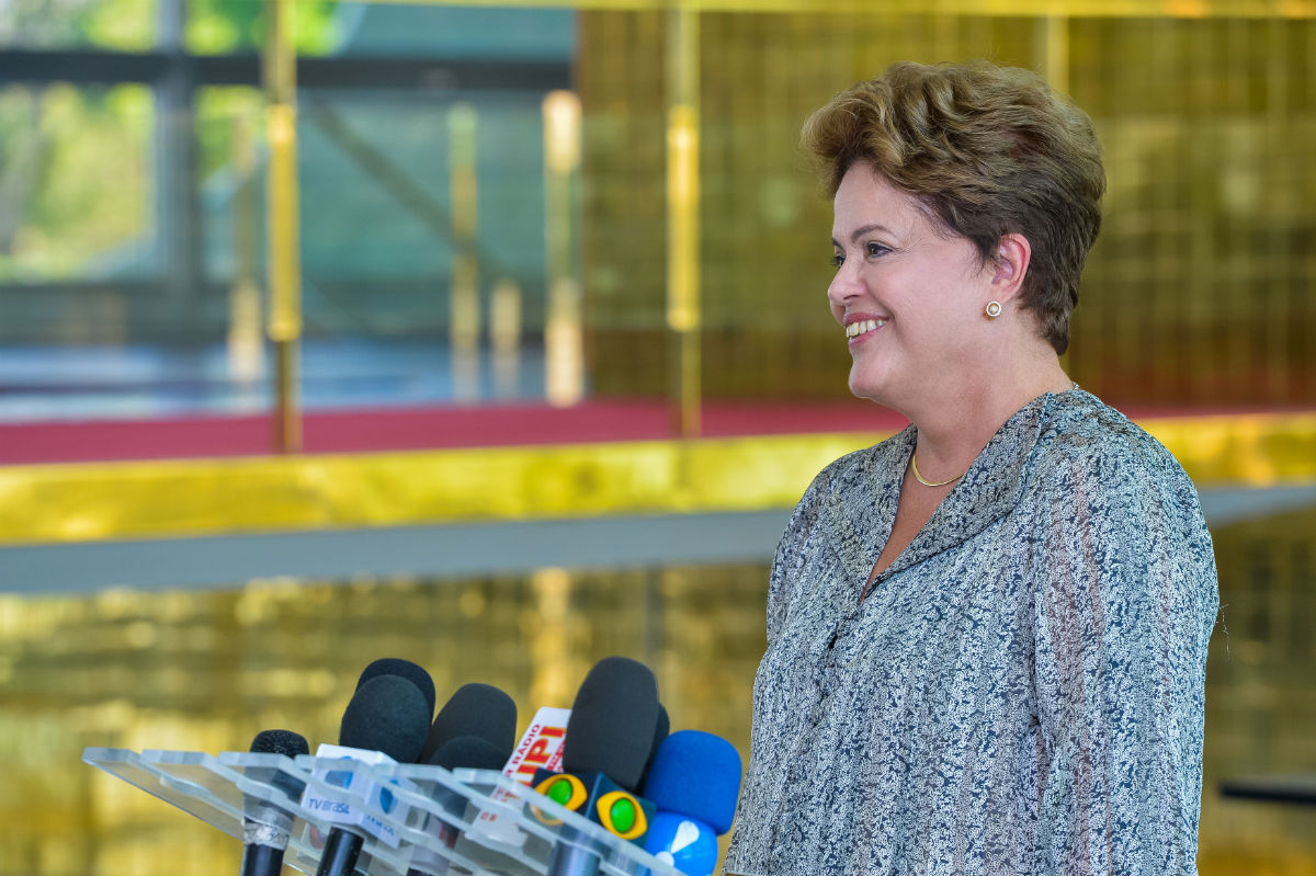 Vox Populi/TV Record: Dilma pode ganhar no 1º turno