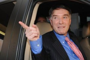 MPF denuncia Eike Batista e pede bloqueio de R$ 1,5 bi