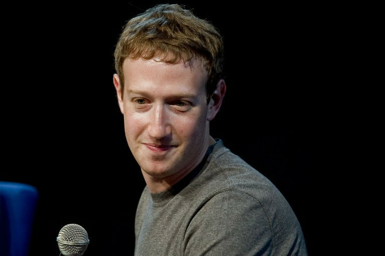 Por que o Twitter supera o Facebook em notícias quentes