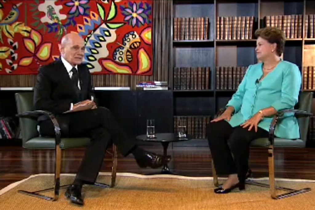 Dilma fala em criminalização da homofobia em entrevista