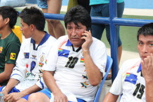 Boato de morte de Evo Morales circula antes da eleição