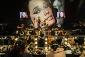 Indústria de cosméticos busca produtos sob medida para o mundo emergente