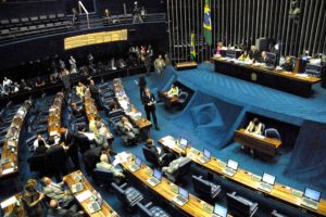 Divisão de forças no Senado muda pouco