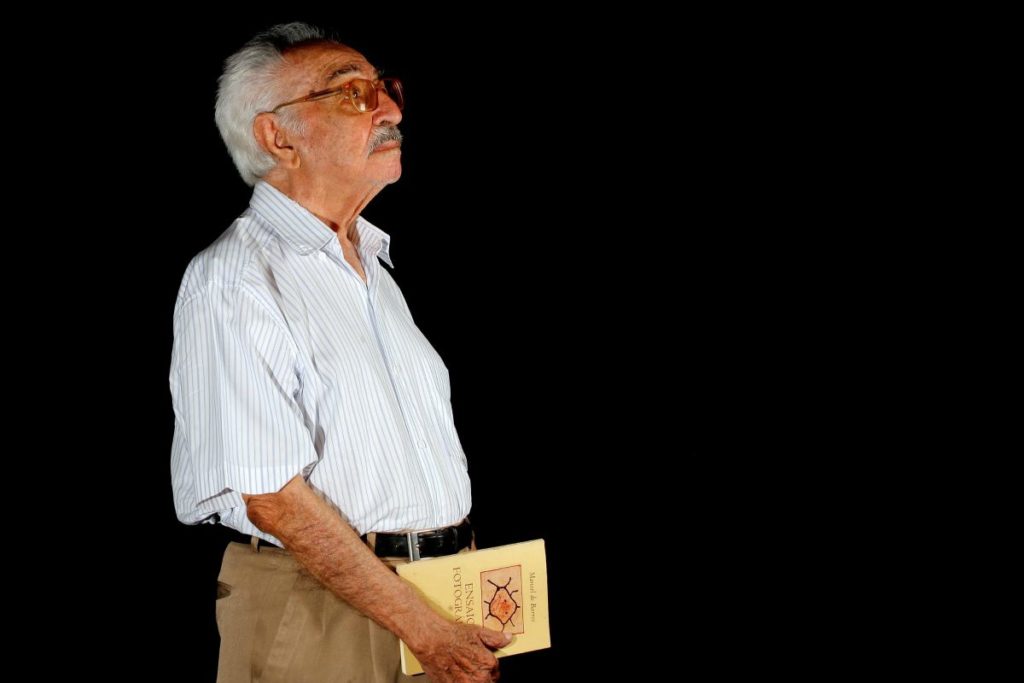 De poeta a passarinho