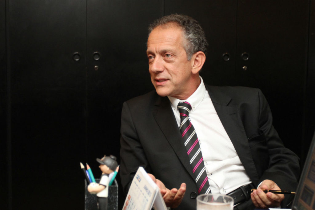 Walter Feldman sobre a Rede: “saímos destruídos, mas continuamos vivos”