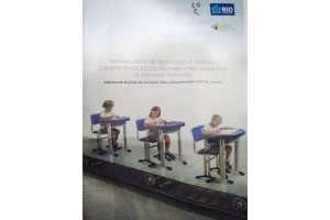 Prefeitura do Rio retrata escola como linha de produção 