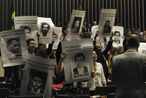 Protesto pelos desaparecidos na ditadura (1964-1985) 