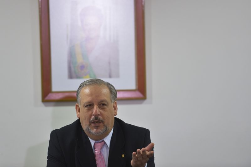 Dilma anuncia mais sete novos ministros