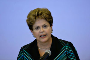 Dilma troca comando do Itamaraty