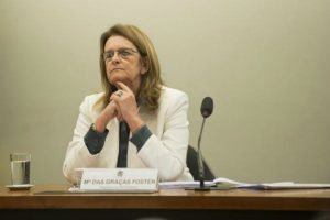 Petrobras nega que Graça Foster soubesse de desvios na operação Lava Jato