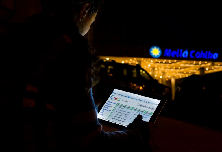 Por que a Internet nos tornou hipócritas