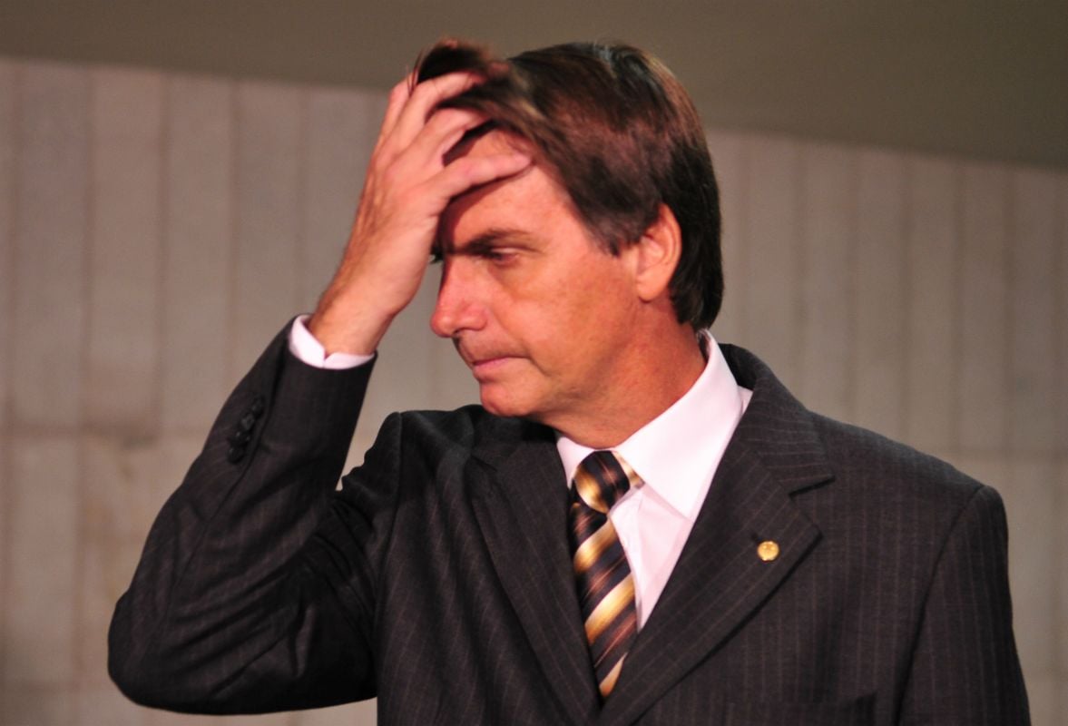 Pedido para cassar Bolsonaro já tem data para ser engavetado