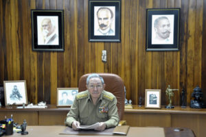 Raúl Castro prevê luta