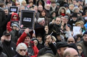 Milhares de pessoas se manifestam na França