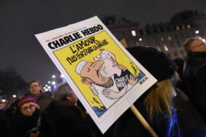 Ataque contra a Charlie Hebdo reaviva fantasma de jihadismo na Europa