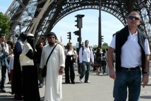 Atentado ameaça acirrar tensa relação entre França e Islã