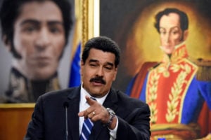 Queda do petróleo leva Venezuela à beira do colapso