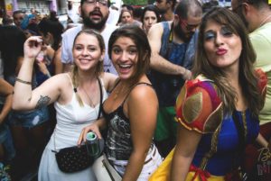 Querem transformar o novo Carnaval de São Paulo em xixi