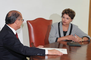 Popularidade de Dilma, Alckmin e Haddad sofre forte queda 