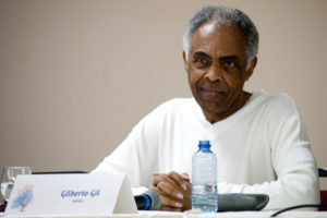 Dilma preferiu se ajustar a tentar alternativas, diz Gilberto Gil