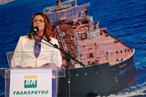 Saída de Graça Foster não resolve problemas da Petrobras