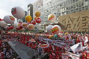 Como foram os protestos de 13 de março pelo Brasil