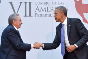Presidentes dos EUA e de Cuba se reúnem pela primeira vez em meio século