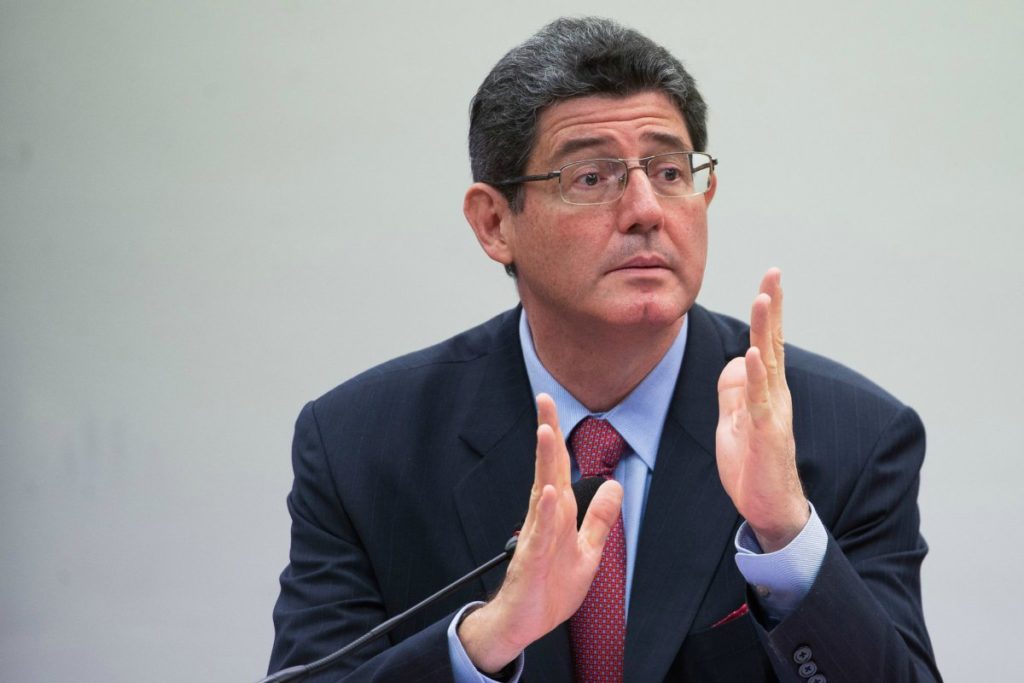 Após críticas de Bolsonaro, Joaquim Levy pede demissão do BNDES