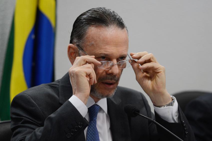 Sigilo em empréstimos do BNDES em xeque