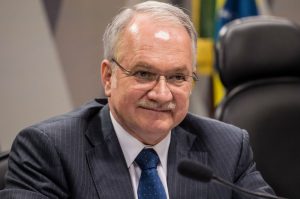 Comissão do Senado aprova Luiz Edson Fachin para o STF