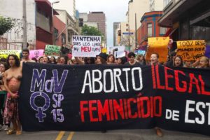Marcha das Vadias em São Paulo pede legalização do aborto