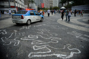 Em 2012, Brasil teve 42 mil mortes por armas de fogo