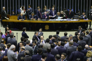 PEC da Bengala mirou Dilma e acertou a democracia