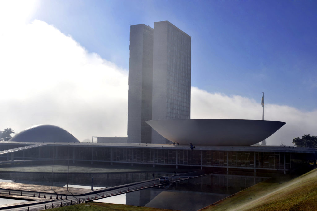 Da ‘crise’ à frente popular