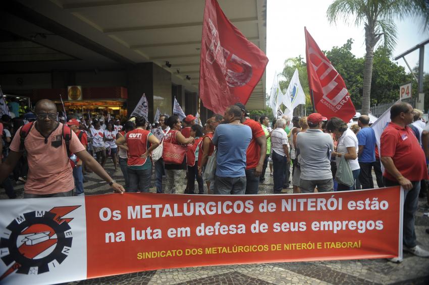 Desemprego sobe para 6,7%, aponta o IBGE