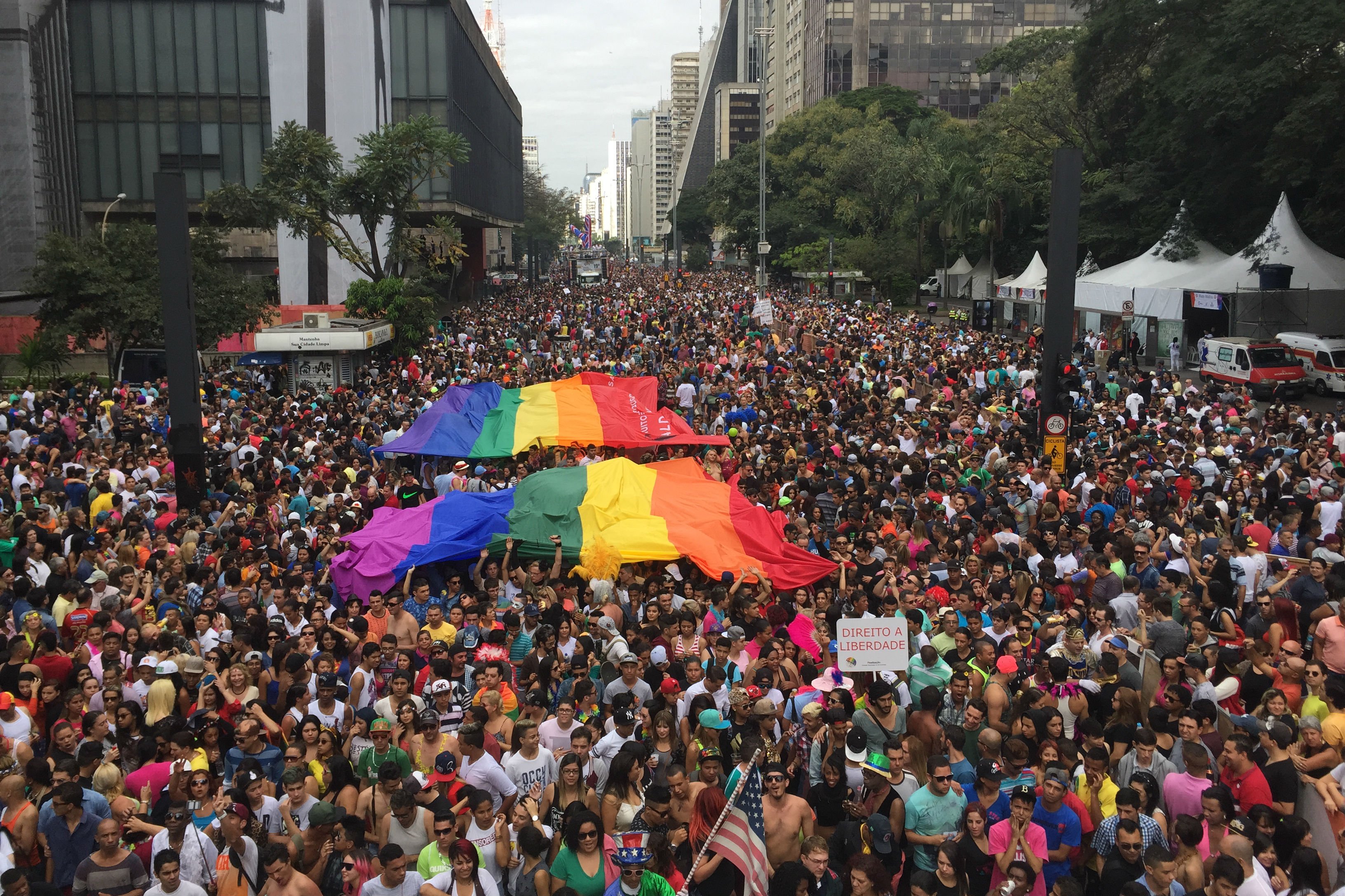Vão ter de engolir os LGBT