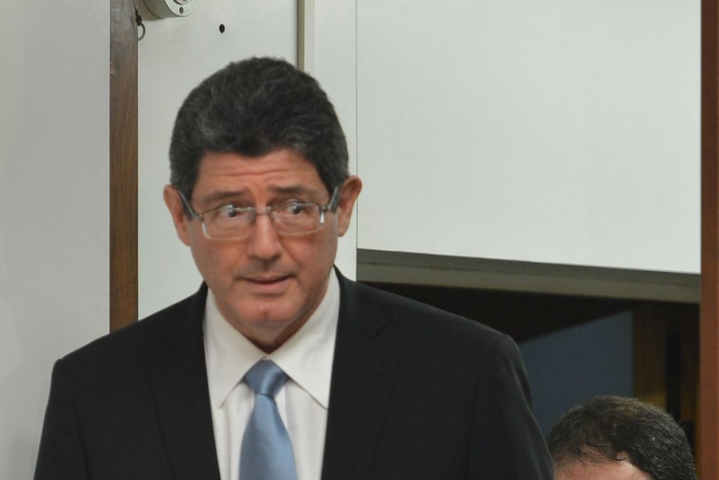 Um ‘ajuste’ no ajuste fiscal de Joaquim Levy