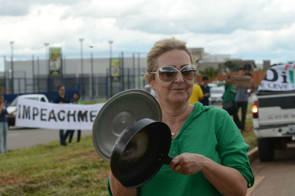 Erguer-se para enfrentar a reincidência reacionária