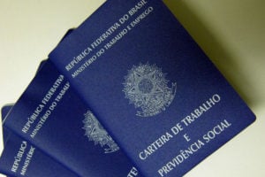 Brasil fecha 157 mil empregos com carteira assinada em julho, aponta Caged