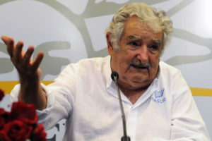 Com Lula e Mujica, seminário discute participação popular na democracia