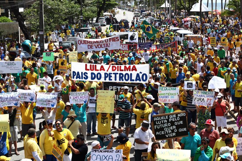 PT e Dilma enfrentam novos protestos neste domingo