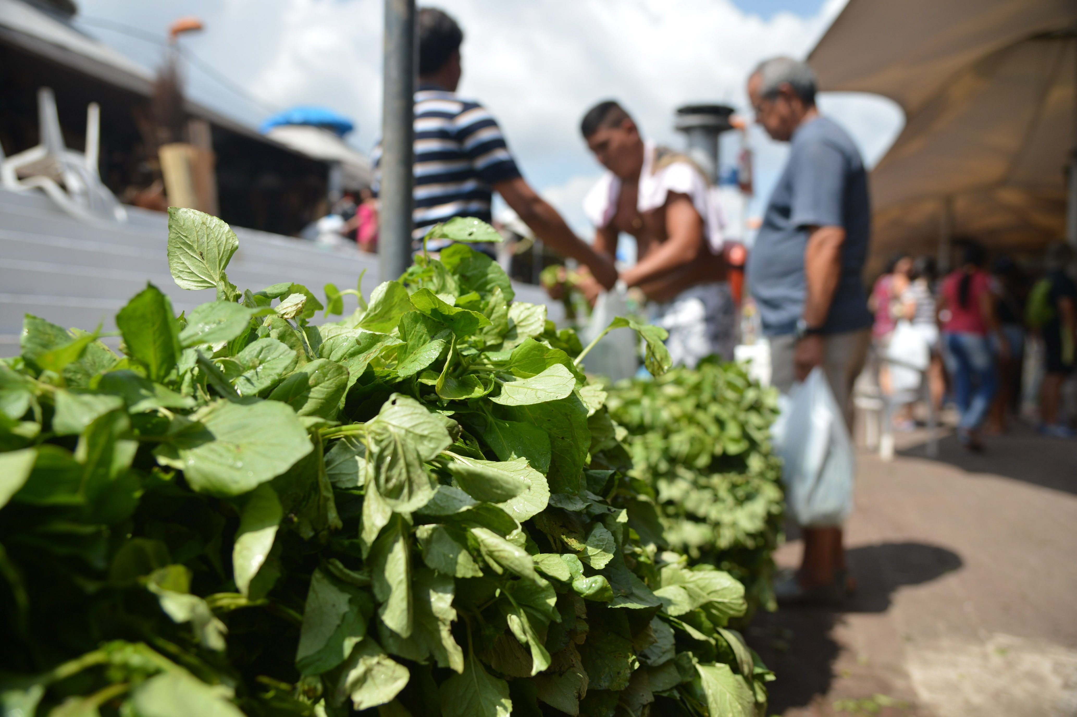 Por que comprar no mercadinho da esquina