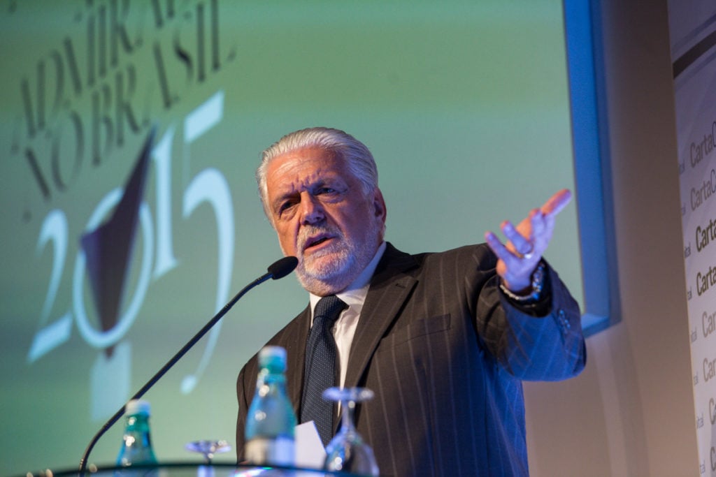 Convite do PT segue em pé, diz Jaques Wagner após a desfiliação de Randolfe