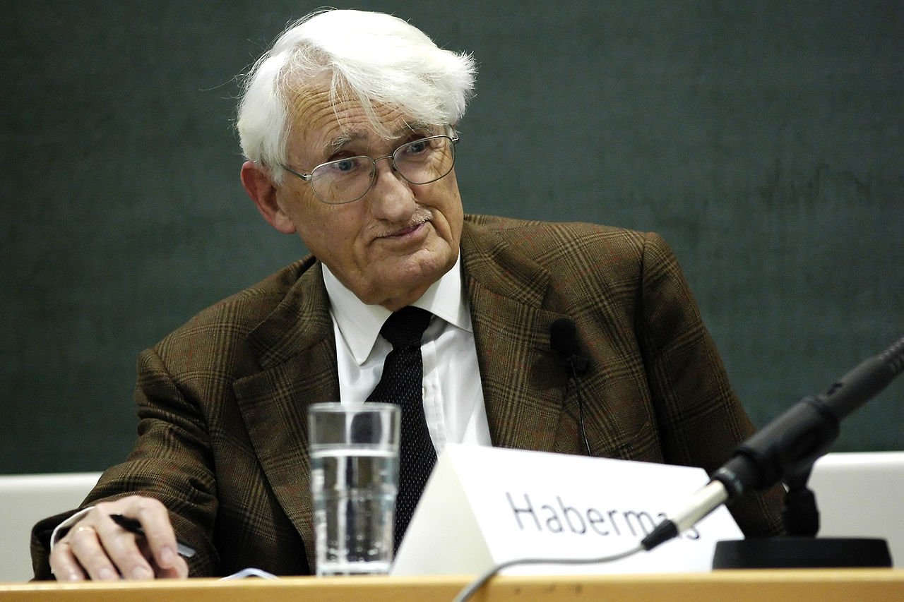 “Direito de asilo é direito humano”, diz Habermas